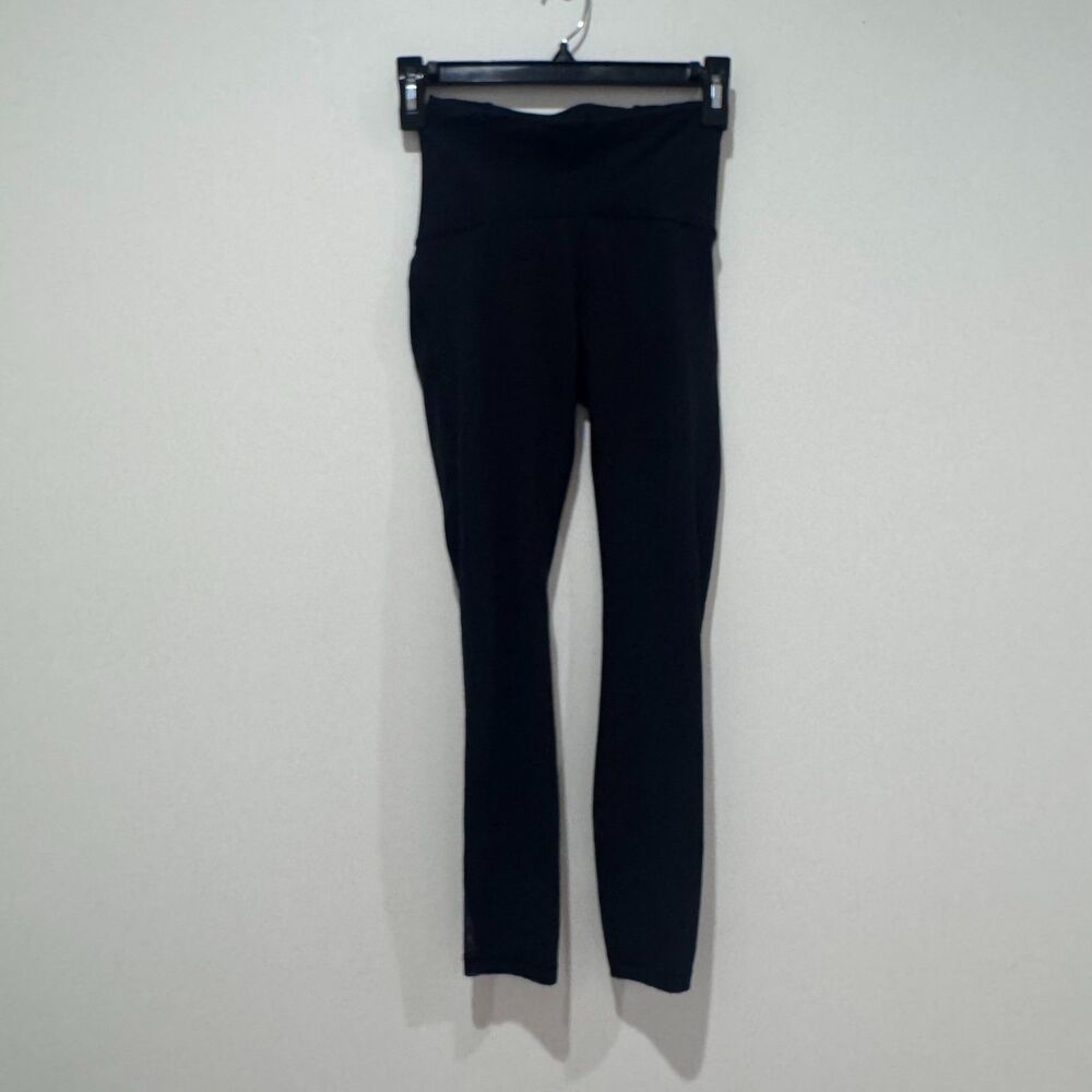 Lululemon Black High Rise Mesh Panel Athletic Leggings Size 2